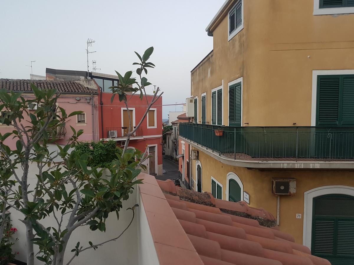Borgo Marinaro Aci Castello Exterior foto
