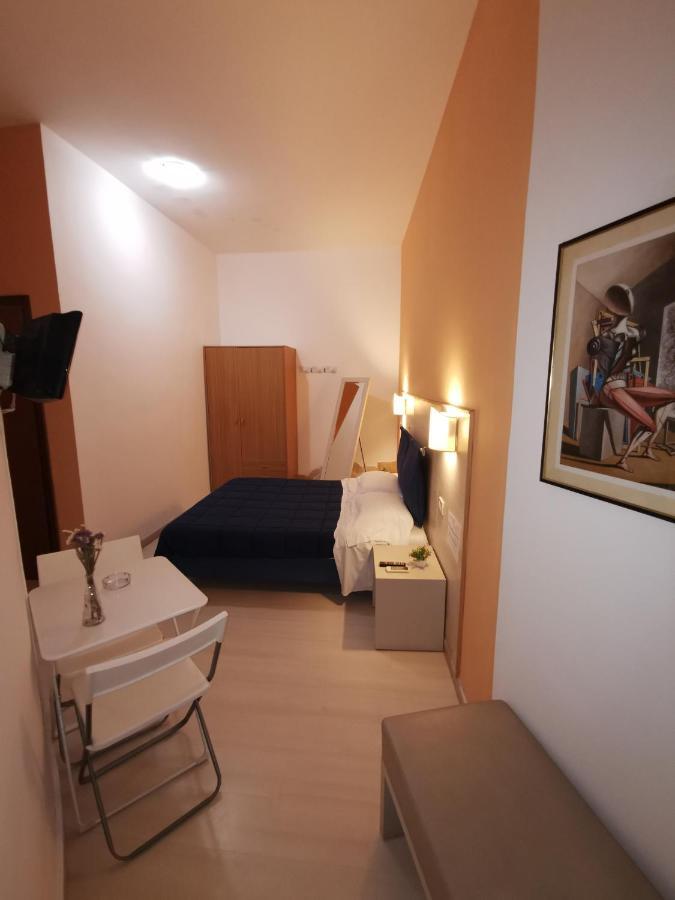 Borgo Marinaro Aci Castello Exterior foto