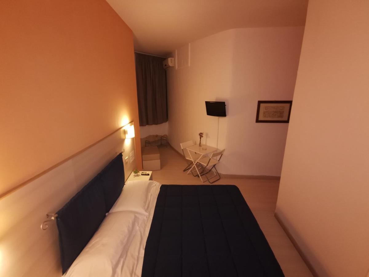 Borgo Marinaro Aci Castello Exterior foto